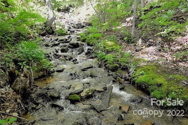 Property image 3 at 61 Turn A Bout Court, Waynesville, NC 28785