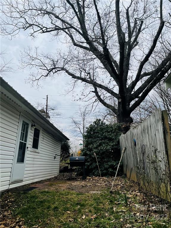 Property image 4 at 728 Center Street, Asheville, NC 28803