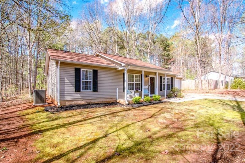 Property image 4 at 111 Waderich Lane, Mooresville, NC 28117