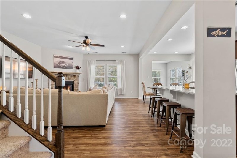 Property image 3 at 129 Paradise Hills Circle, Mooresville, NC 28115