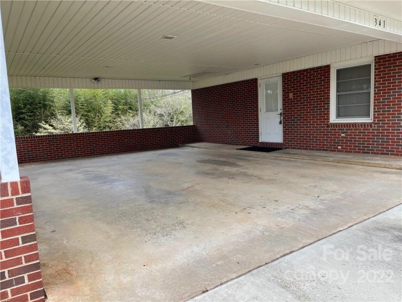 Property image 5 at 341 27th Street Drive, Hickory, NC 28601