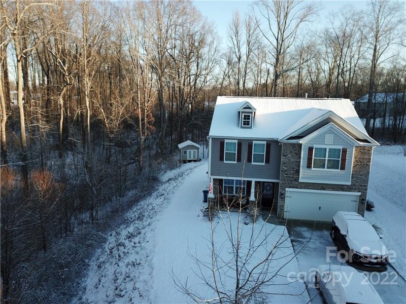 Property image 2 at 208 Meadow Stream Drive, Mount Holly, NC 28120