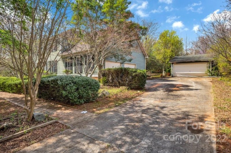 Property image 2 at 8823 Dartmoor Place, Mint Hill, NC 28227