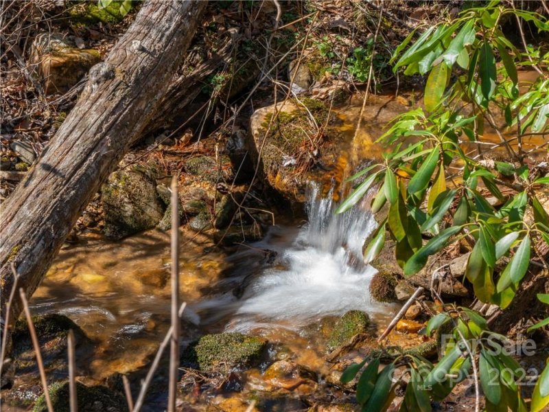 Property image 2 at 155 Bear Den Mountain View, Spruce Pine, NC 28777