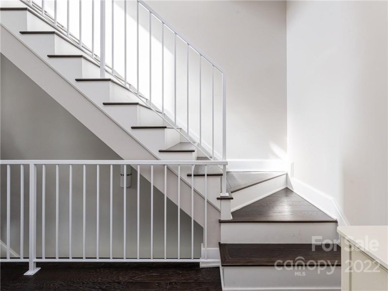 Property image 2 at 13 Bauhaus Court, Asheville, NC 28801