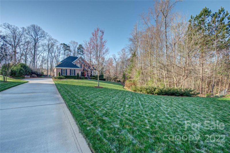 Property image 2 at 5465 Old Town Lane, Gastonia, NC 28056