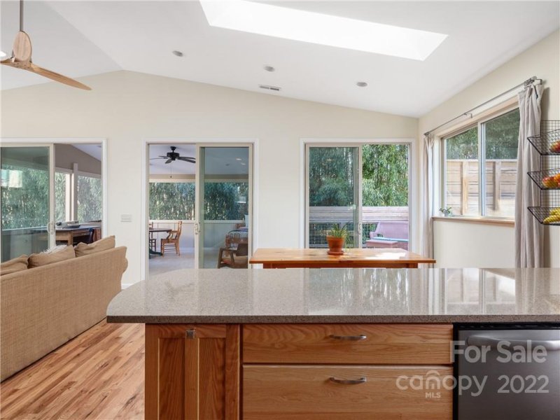 Property image 5 at 506 Hiawassee Avenue, Black Mountain, NC 28711