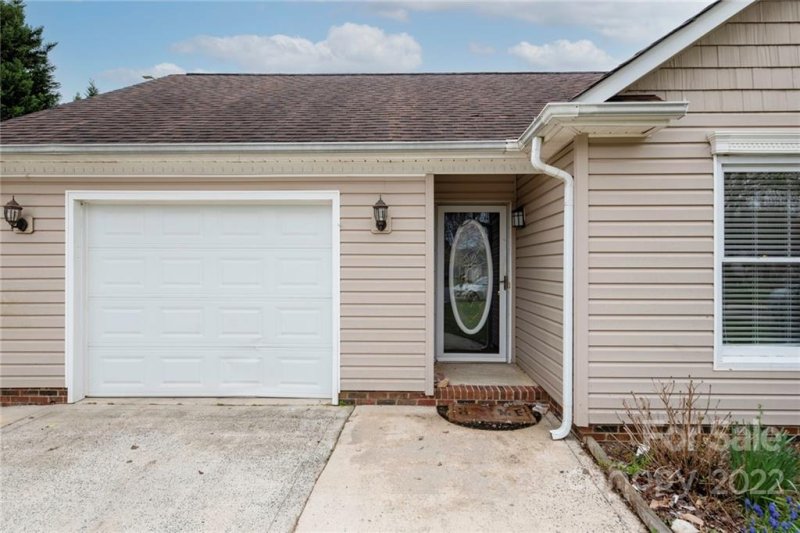 Property image 4 at 12918 Silbury Lane, Huntersville, NC 28078