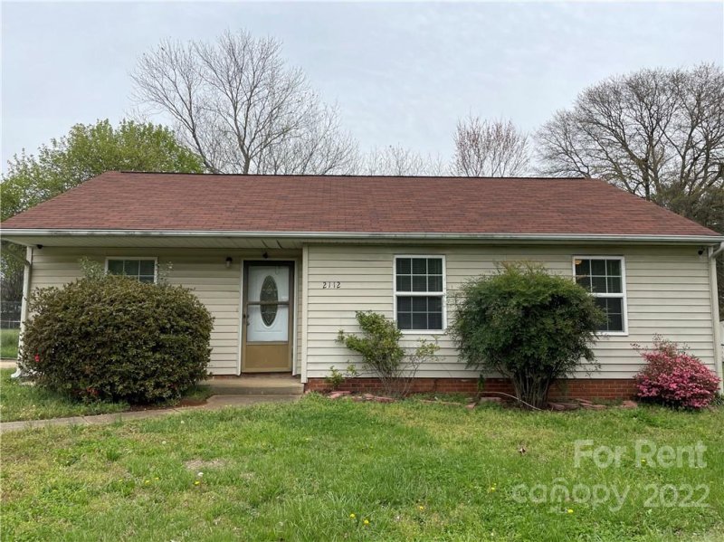 2112 Thornfield Road