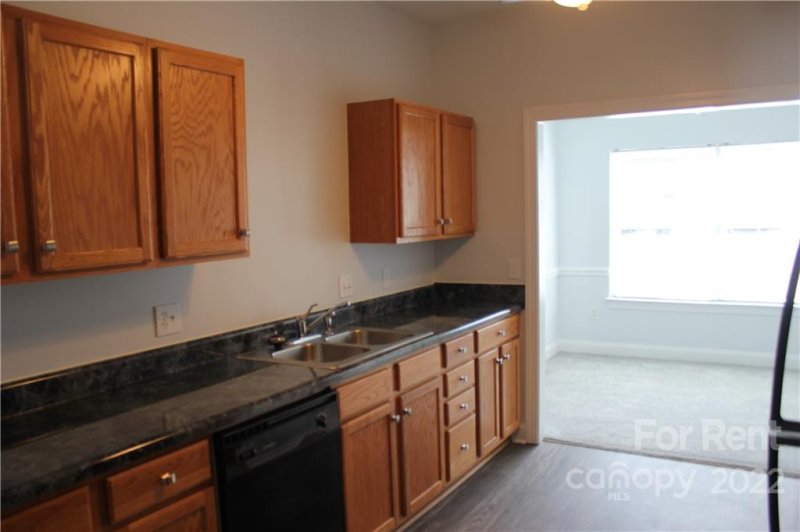 Property image 5 at 2417 Ryerson Court, Charlotte, NC 28213