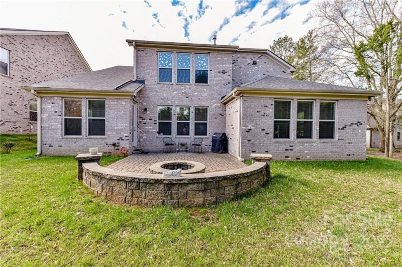 Property image 2 at 8716 Armstrong Park Drive, Charlotte, NC 28277