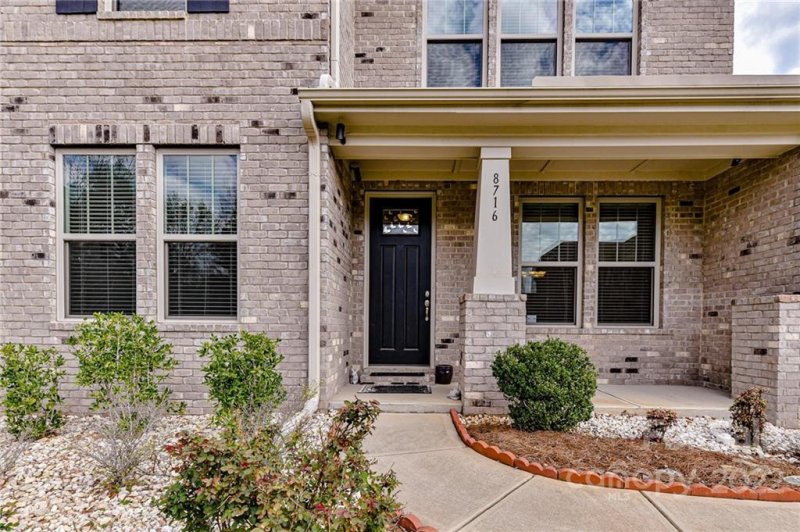 Property image 4 at 8716 Armstrong Park Drive, Charlotte, NC 28277