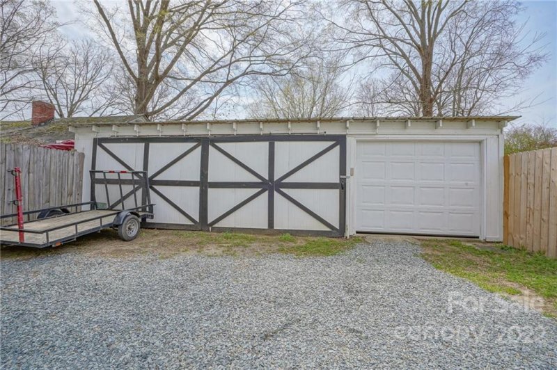 Property image 3 at 105 Maple Avenue, Concord, NC 28027