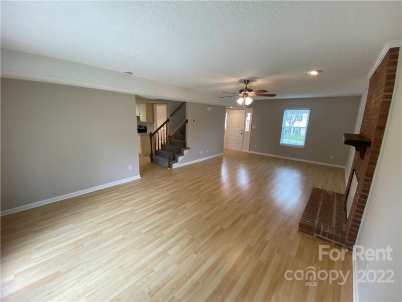 Property image 2 at 8749 Rittenhouse Circle, Charlotte, NC 28270