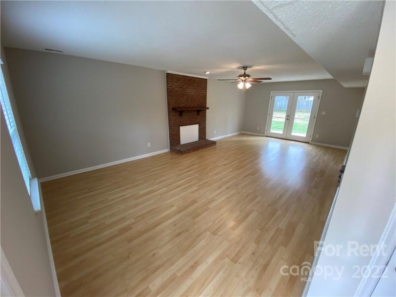 Property image 3 at 8749 Rittenhouse Circle, Charlotte, NC 28270