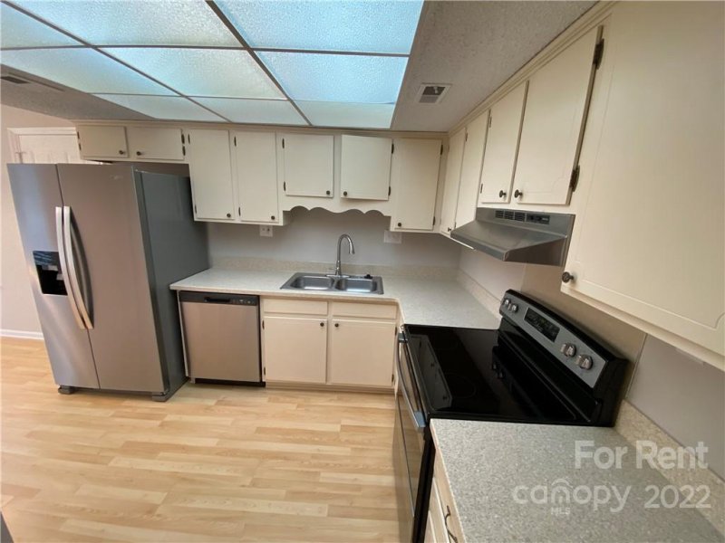 Property image 4 at 8749 Rittenhouse Circle, Charlotte, NC 28270