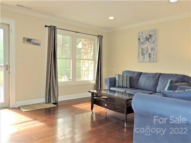 Property image 4 at 50 Kirby Road, Asheville, NC 28806