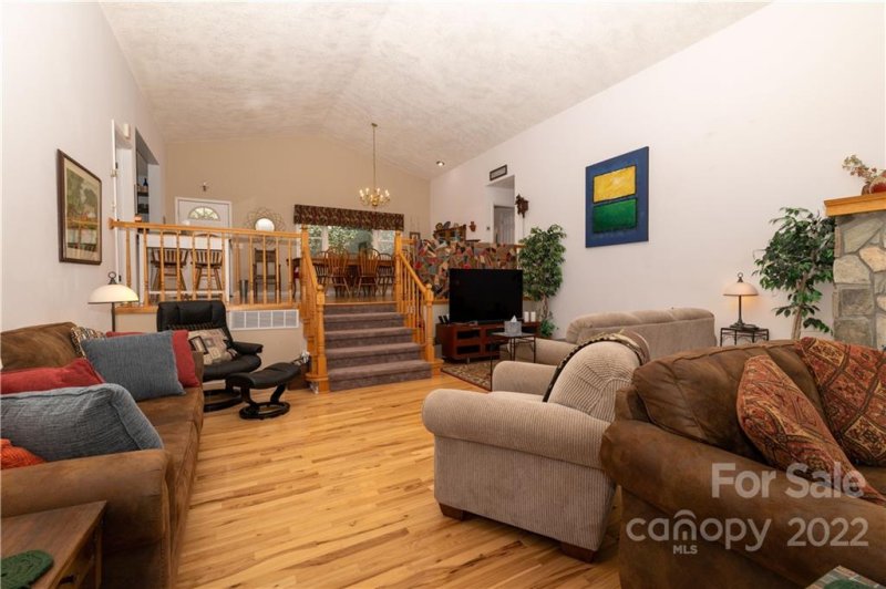 Property image 5 at 802 Winterstar Loop, Burnsville, NC 28714