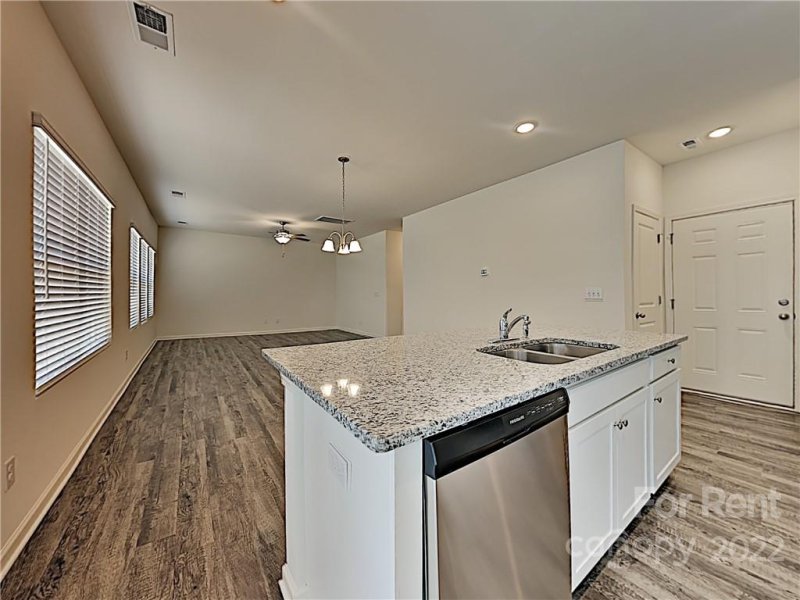 Property image 4 at 13021 Joclaire Court, Charlotte, NC 28215