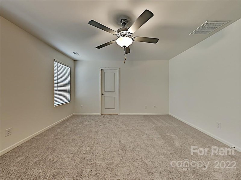 Property image 5 at 13021 Joclaire Court, Charlotte, NC 28215