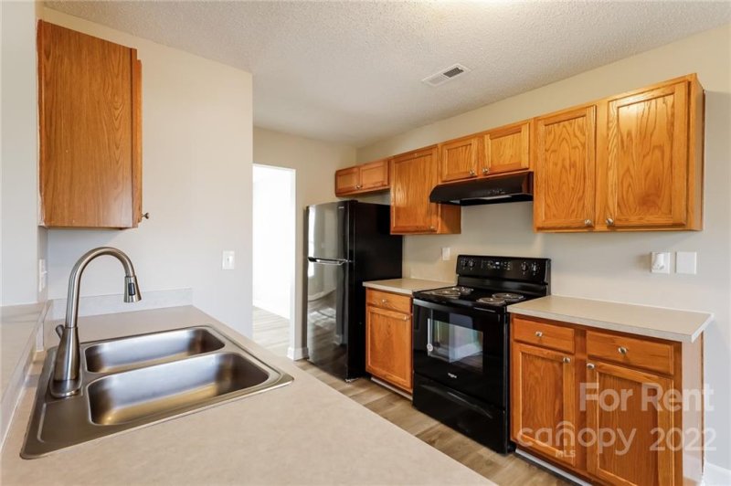 Property image 4 at 4818 Wilgrove Mint Hill Road, Mint Hill, NC 28227