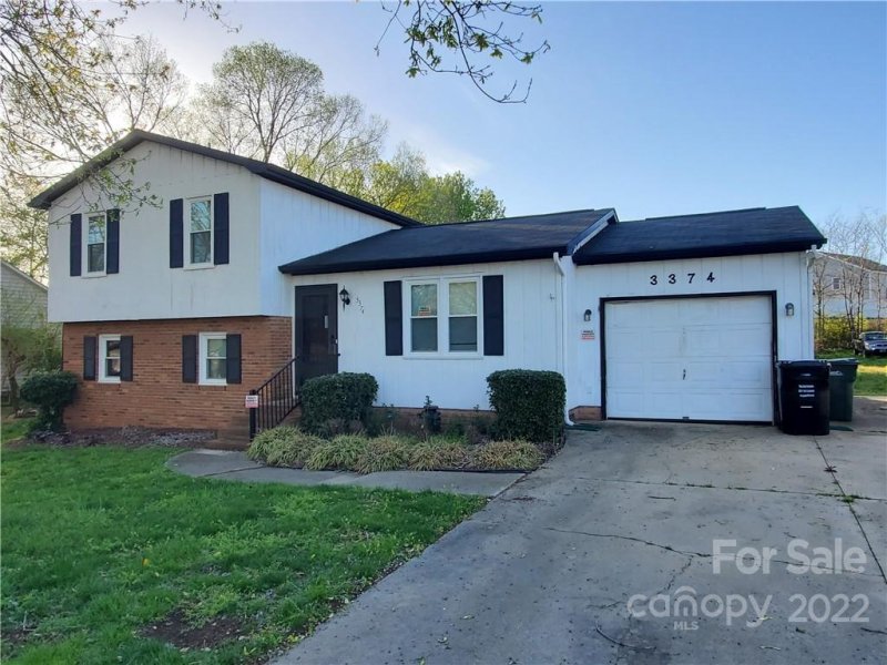 3374 Farm Lake Drive