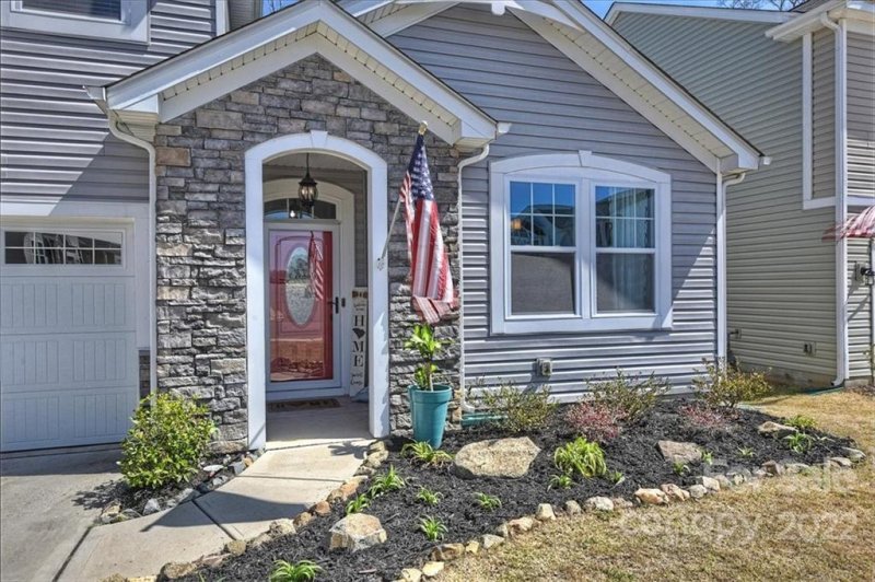 Property image 2 at 1436 Kings Grove Drive, York, SC 29745