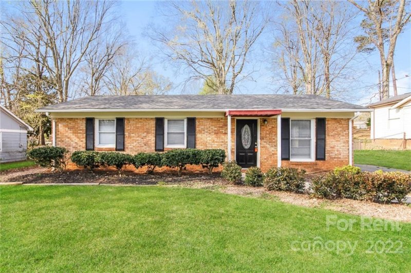 922 Capps Hill Mine Road