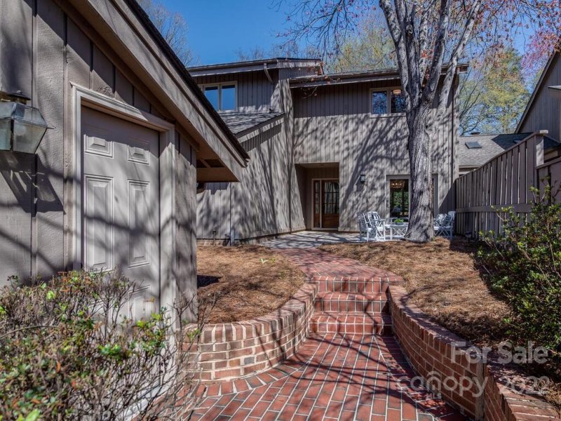 Property image 2 at 5306 Winged Foot Road, Charlotte, NC 28226