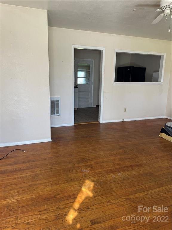 Property image 2 at 2420 4th Avenue, Hickory, NC 28602