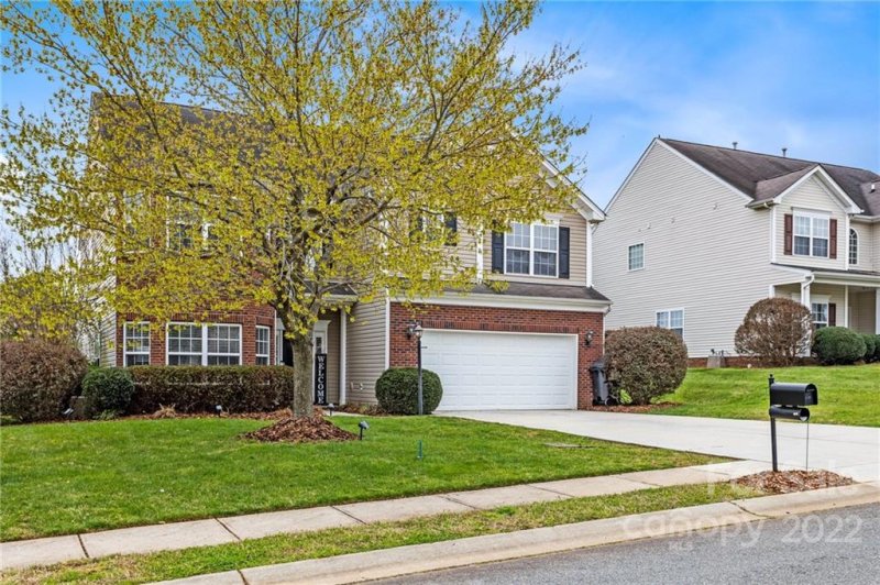 Property image 2 at 184 Settlers Grove Lane, Salisbury, NC 28146