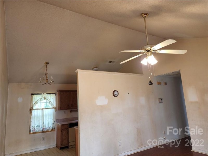 Property image 3 at 2236 Blue Hampton Lane, Charlotte, NC 28213