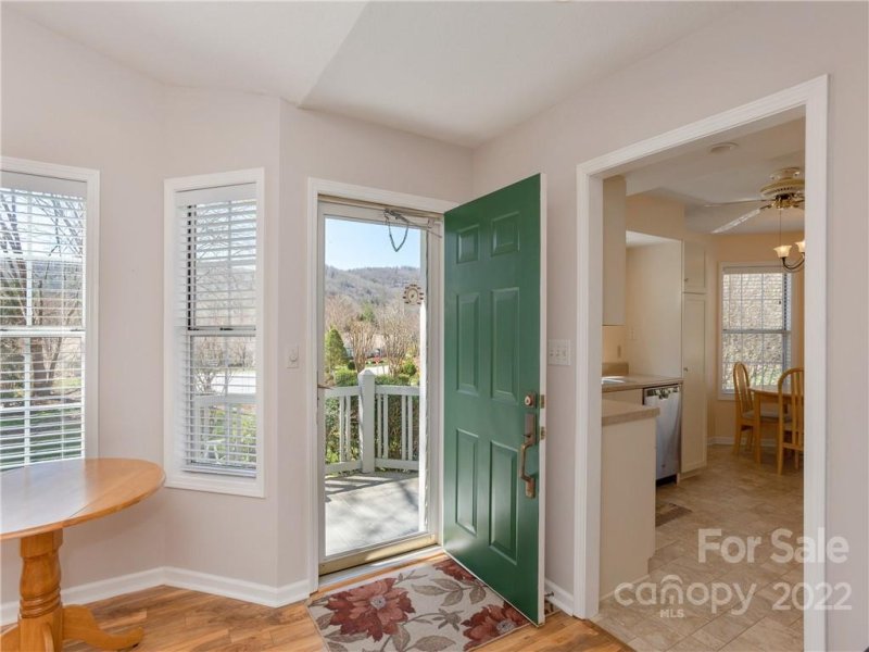 Property image 5 at 120 Laurel Park Place, Hendersonville, NC 28791