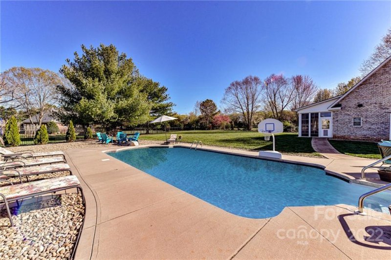 Property image 4 at 9872 Fontana Court, Concord, NC 28027