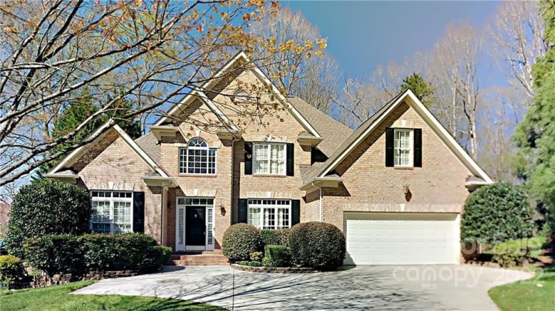 10043 Warwickshire Lane