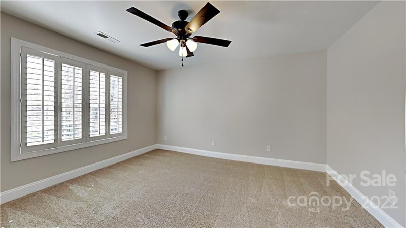 Property image 5 at 10043 Warwickshire Lane, Charlotte, NC 28270