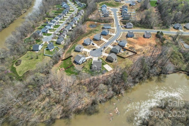 Property image 3 at 8000 Camden Crossing, Lowell, NC 28098