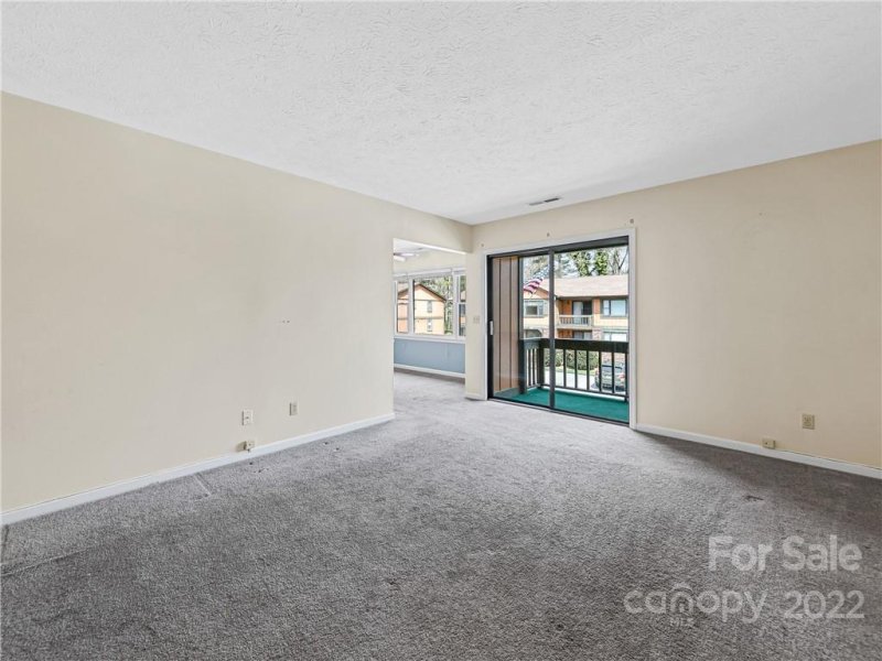 Property image 3 at 1751 Haywood Manor Road, Hendersonville, NC 28791