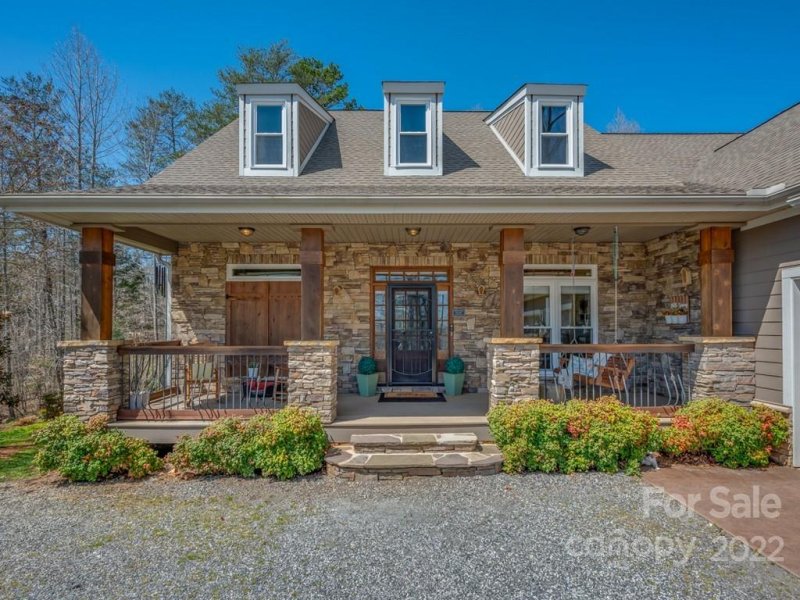 Property image 4 at 226 E Rambling Creek Drive, Tryon, NC 28782