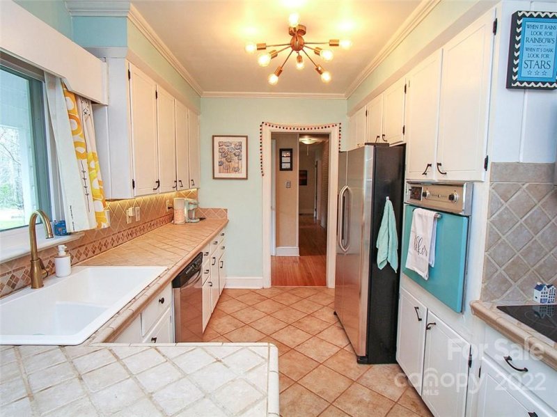 Property image 5 at 1626 Woodberry Road, Charlotte, NC 28212