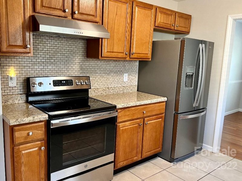 Property image 4 at 431 Silversmith Lane, Charlotte, NC 28270