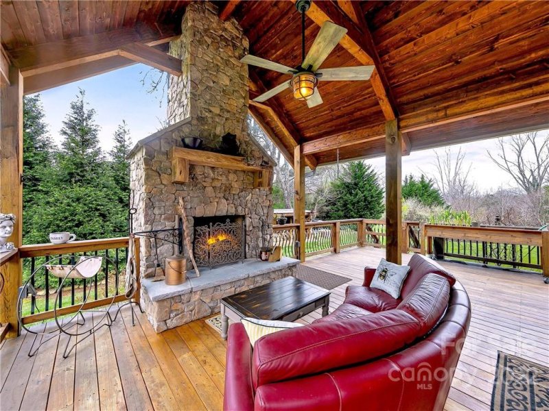 Property image 3 at 18 King View Drive, Fletcher, NC 28732