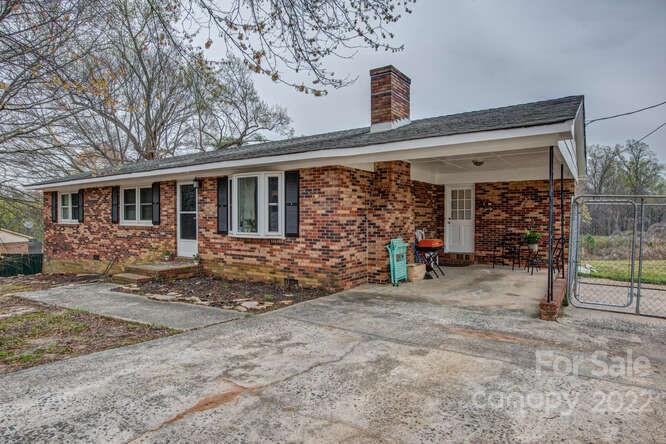 Property image 4 at 4010 Angus Drive, Gastonia, NC 28056