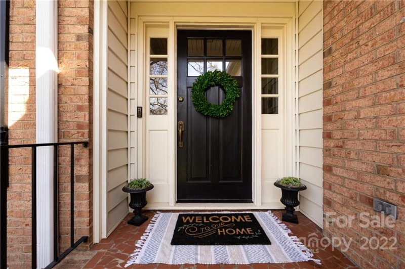 Property image 3 at 6810 Rosemary Lane, Charlotte, NC 28210