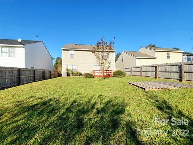 Property image 2 at 1430 Summer Coach Drive, Charlotte, NC 28216