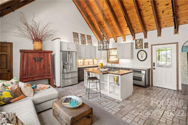 Property image 2 at 226 Eastmoor Drive, Asheville, NC 28805