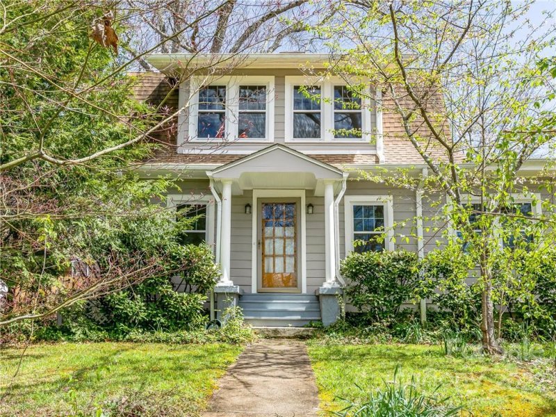 Property image 4 at 122 Trotter Place, Asheville, NC 28806