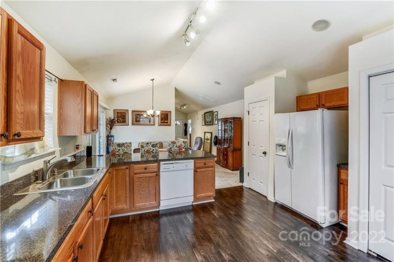 Property image 5 at 752 Wilderness Trail Drive, Charlotte, NC 28214