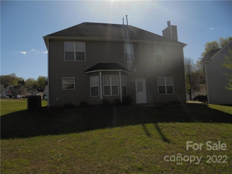 Property image 4 at 8613 Royal Bluff Drive, Charlotte, NC 28269