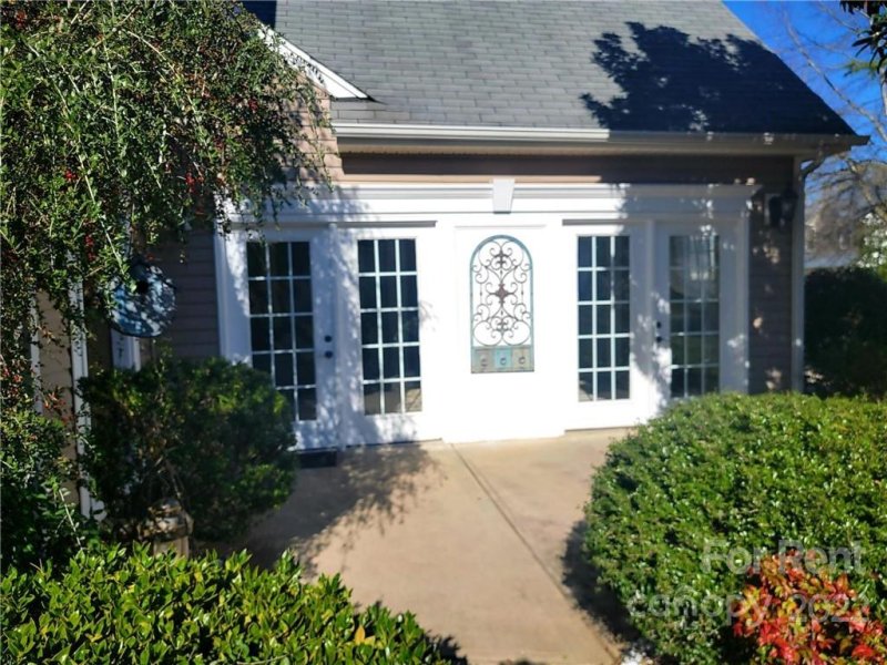 Property image 3 at 8434 Meadowcreek Village Drive, Locust, NC 28097